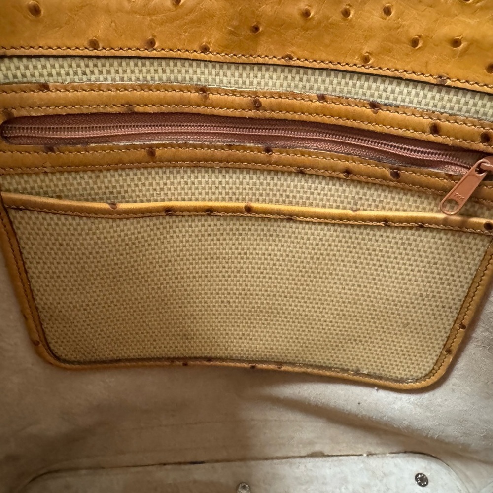 VTG Dooney & Bourke Ostrich-Textured Leather Tote Handbag - Picture 15 of 16